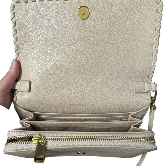 Tory Burch Beige Cream Crossbody Bag Plenty of Pockets & Cardholders - Picture 7 of 10